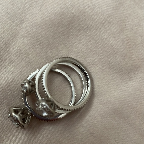 Stackable ring.3 silver rings w cubic zirconia canbe worn together or separate. - Picture 3 of 6
